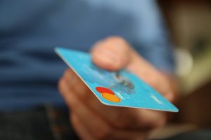 Scammers hit food outlets