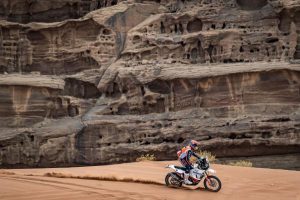 Sanders fourth in Dakar
