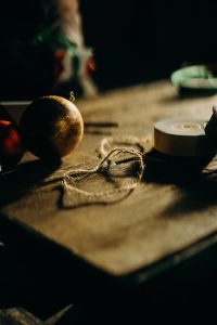 Crack on with making your own Christmas crackers