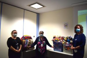 Maroondah Hospital volunteer kiosk closes after 45 years and $5 million raised