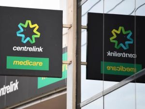 Casey MP calling for change as Centrelink call wait times balloon