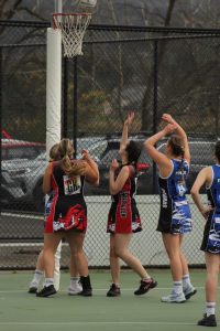 A tough game sees Warburton and Yarra Glen face off in the semi