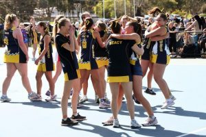 Beaconsfield snatch victory at the death