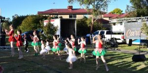 Gleeful Glen Carols