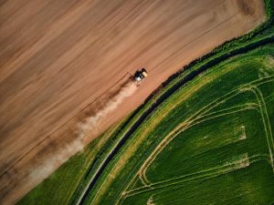 Online farm business program helps manage risk
