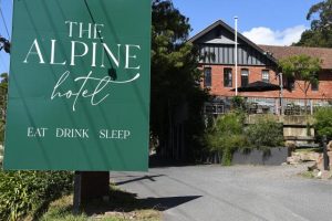 Upper Yarra businesses feeling the pinch of perilous economy