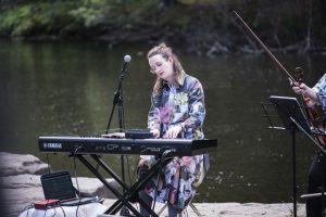 Nat Bartsch Trio’s riverside performance proves a hit