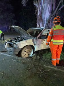 Driver collides with tree in East Warburton