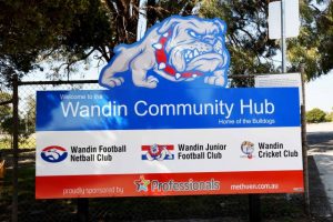 Gritty win for Dogs