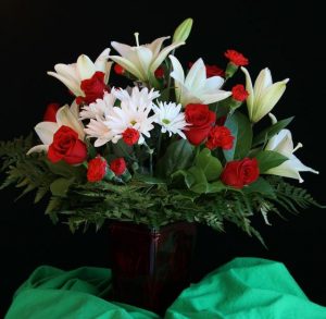Have a bloomin’ beautiful Christmas