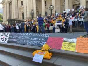 Warburton CFA sticks by community amid state wide CFA strike