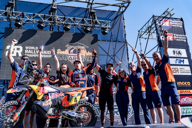 Daniel Sanders breaks records, wins South African Safari Rally