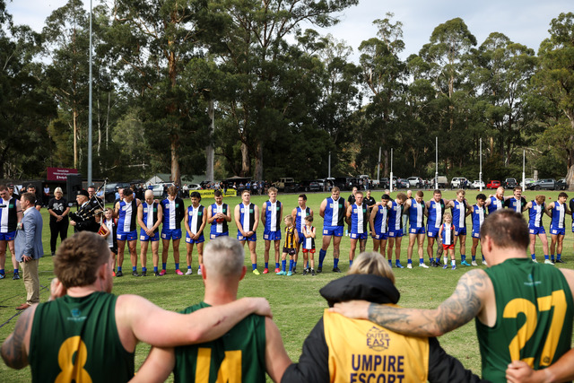 Bailey Humphrey kicks 10 goals in big Warburton victory