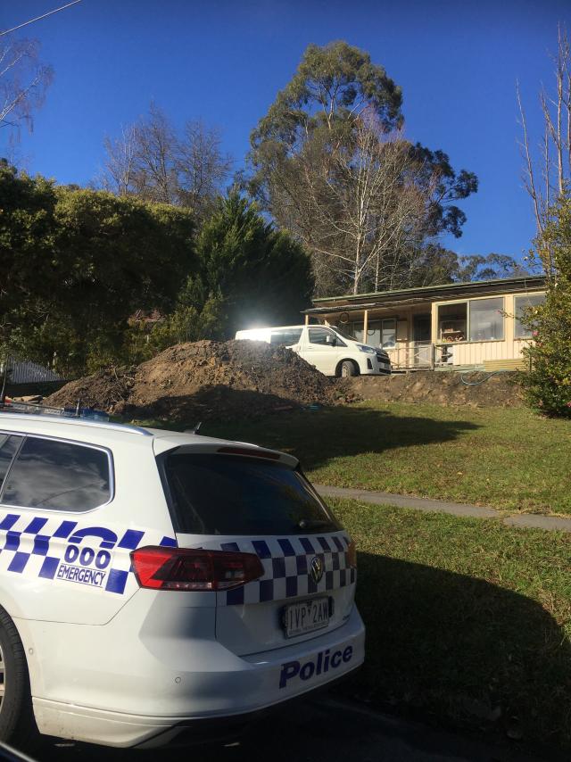 Police shoot and kill man strangling sister in Yarra Junction