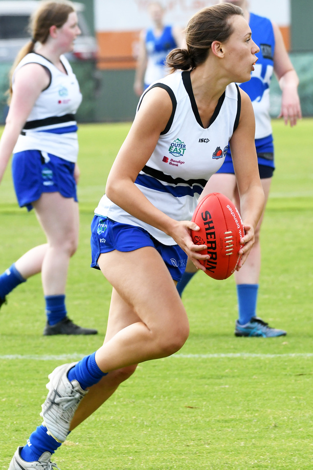 Warburton’s Scarlett Henderson eclipses goal record