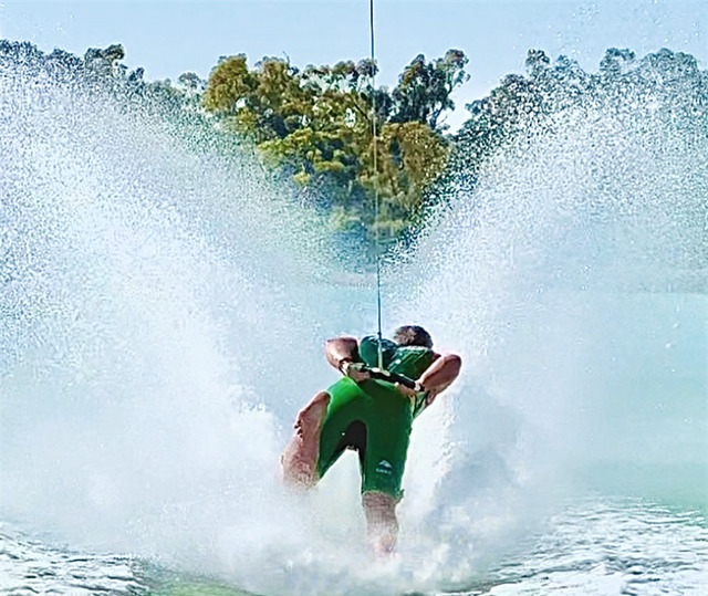 Warburton barefoot waterskier to represent Australia at world championships