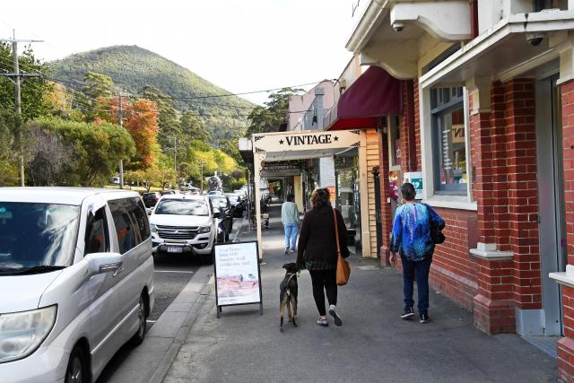Community Bank Warburton-Yarra Junction closed this cup day
