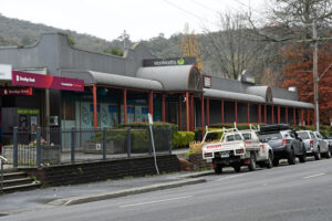 Controversial Woolworths expansion “reluctantly” approved by councillors