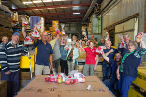 Apples for all: Wandin Rotary gives apples for local school children