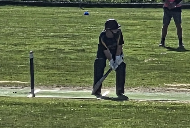 Pre-teen helps women win