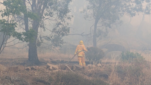 Escalated fire warnings, dry lightning predicted and people missing